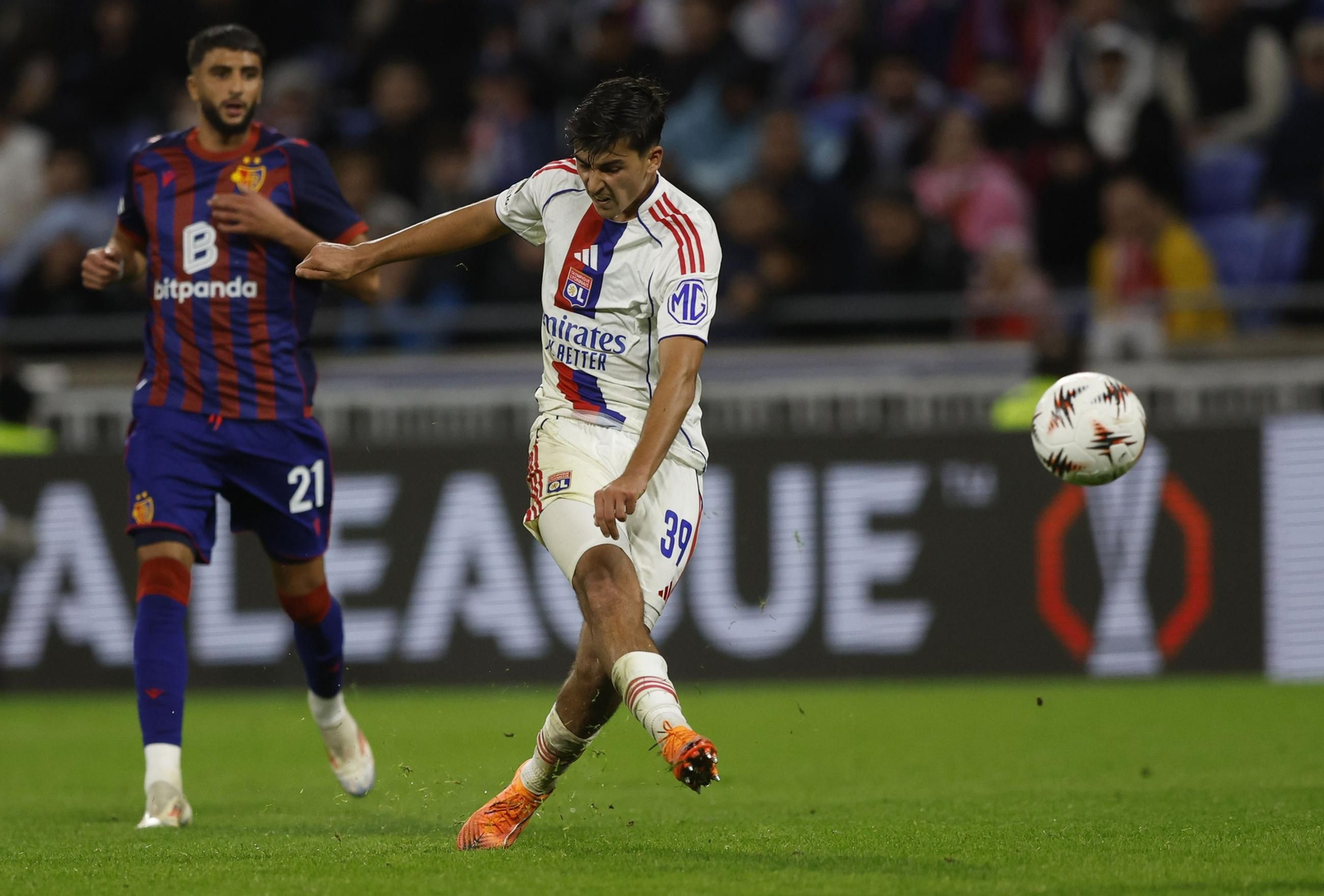 Lyon-Basilea (63).jpg