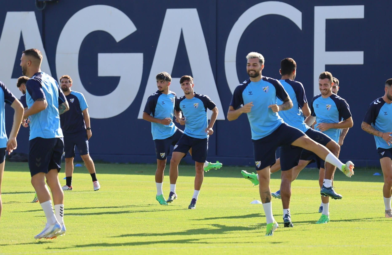 El primer entrenamiento de Roko Baturina y Luismi Sánchez, en fotos