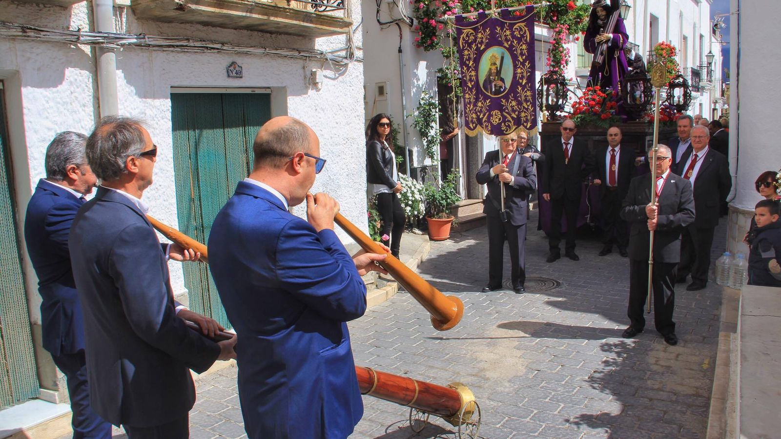 Las bocinas son protagonistas el Viernes Santo.