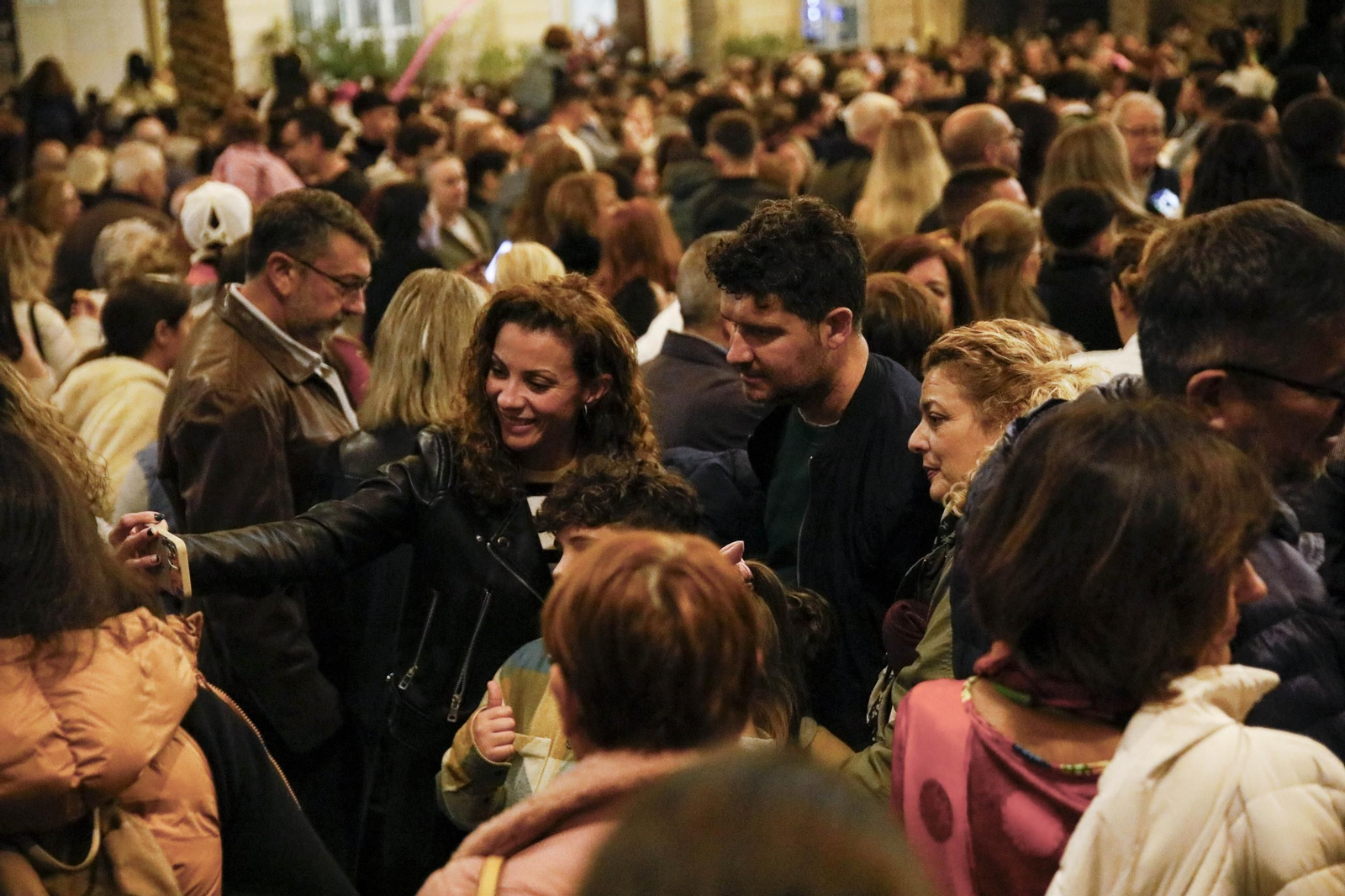 Las mejores imágenes del encendido navideño en Almería