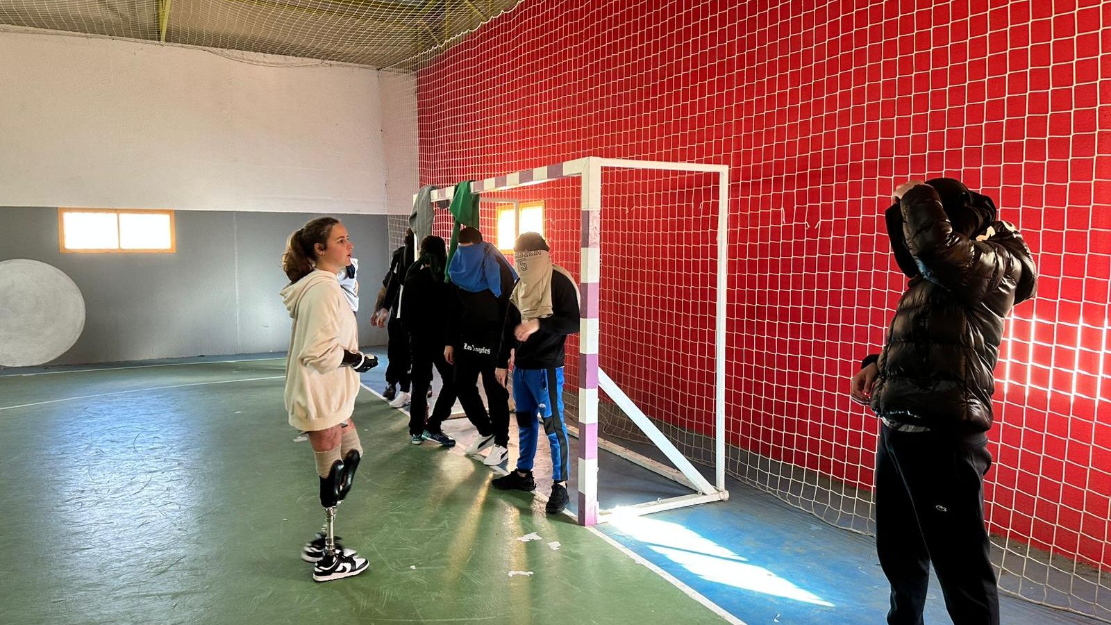 Actividades y encuentro que los menores han tenido con la surfista en el Centro de Internamiento de Menores Infractores Tierras de Oria
