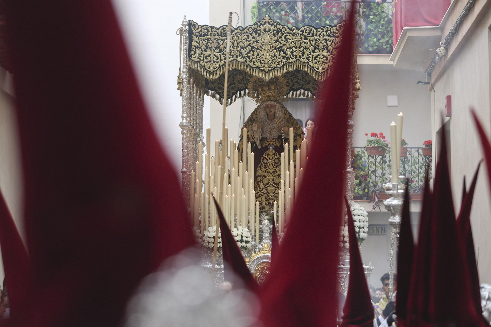 Las Penas en el Martes Santo de Málaga, en fotos