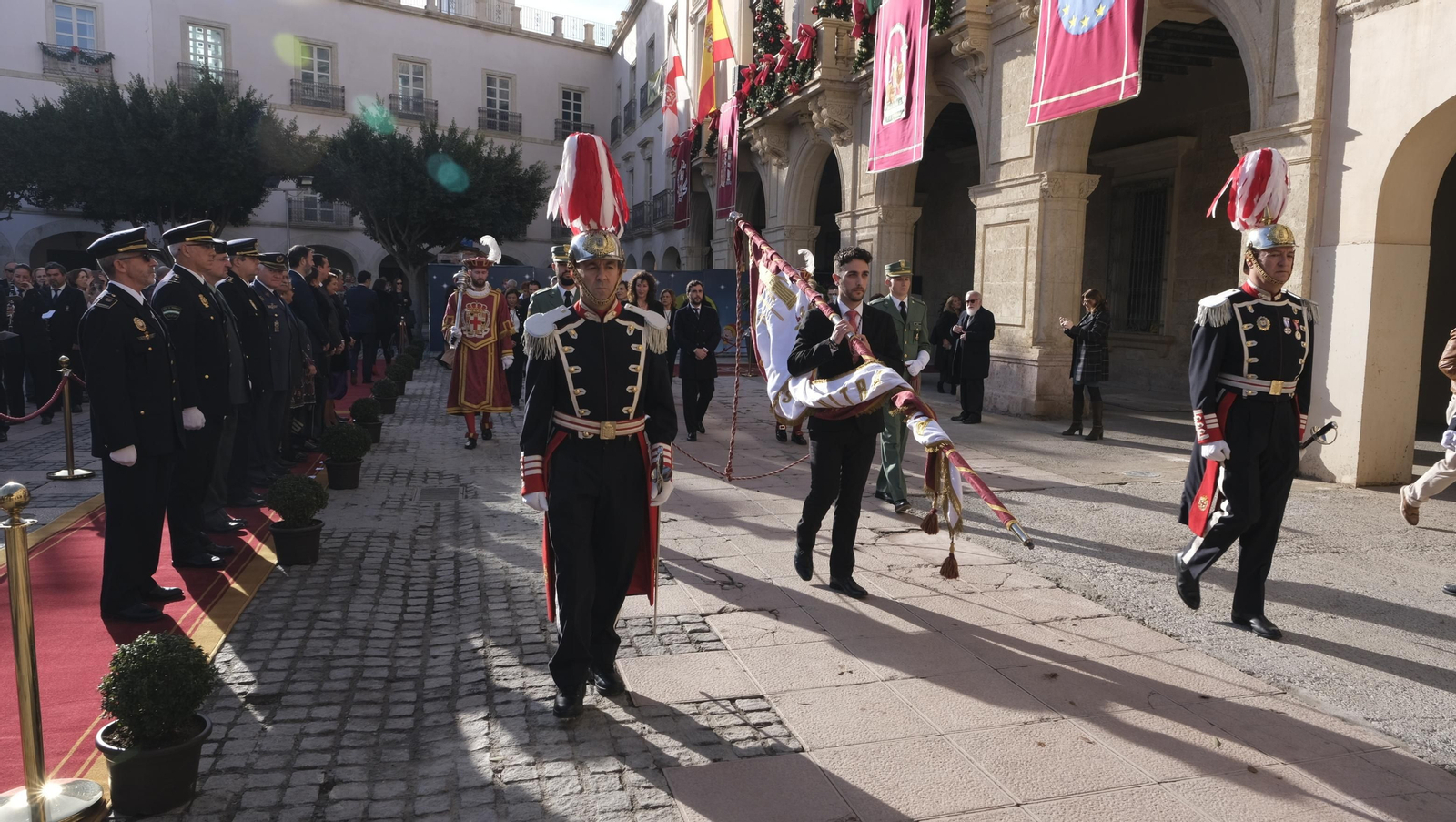Imágenes de la celebración del Día del Pendón en Almería