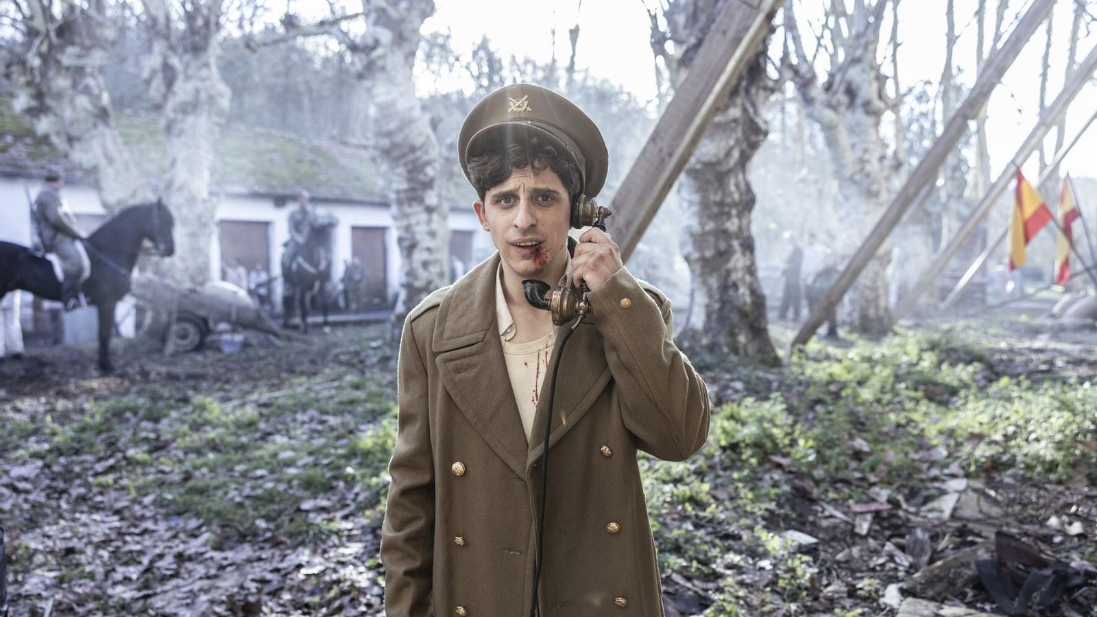 Óscar Lasarte como Miguel Gila en su película biográfica Óscar Lasarte como Miguel Gila en su película biográfica
