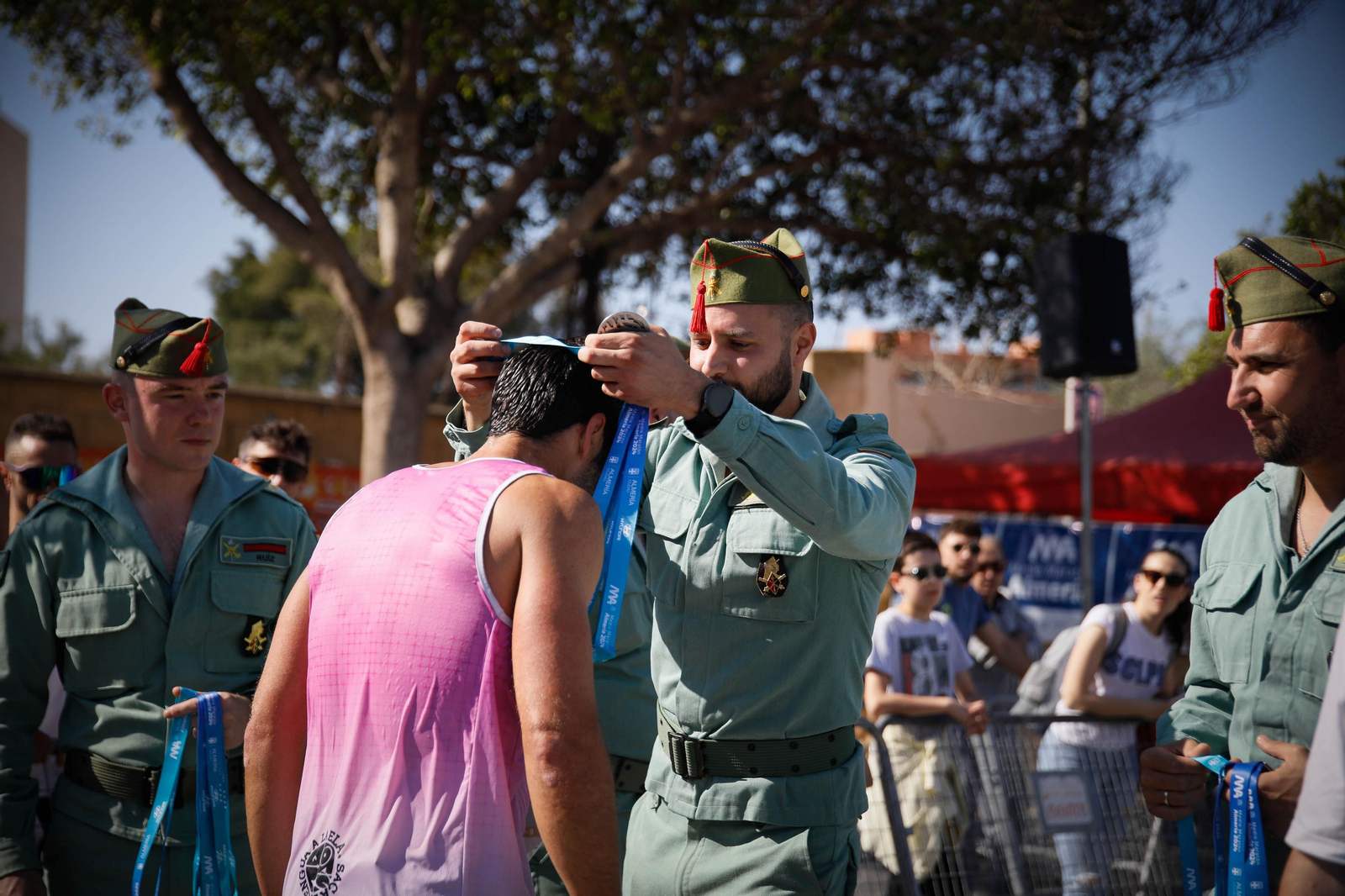 Imágenes de la llegada de la Media maratón Ciudad de Almería