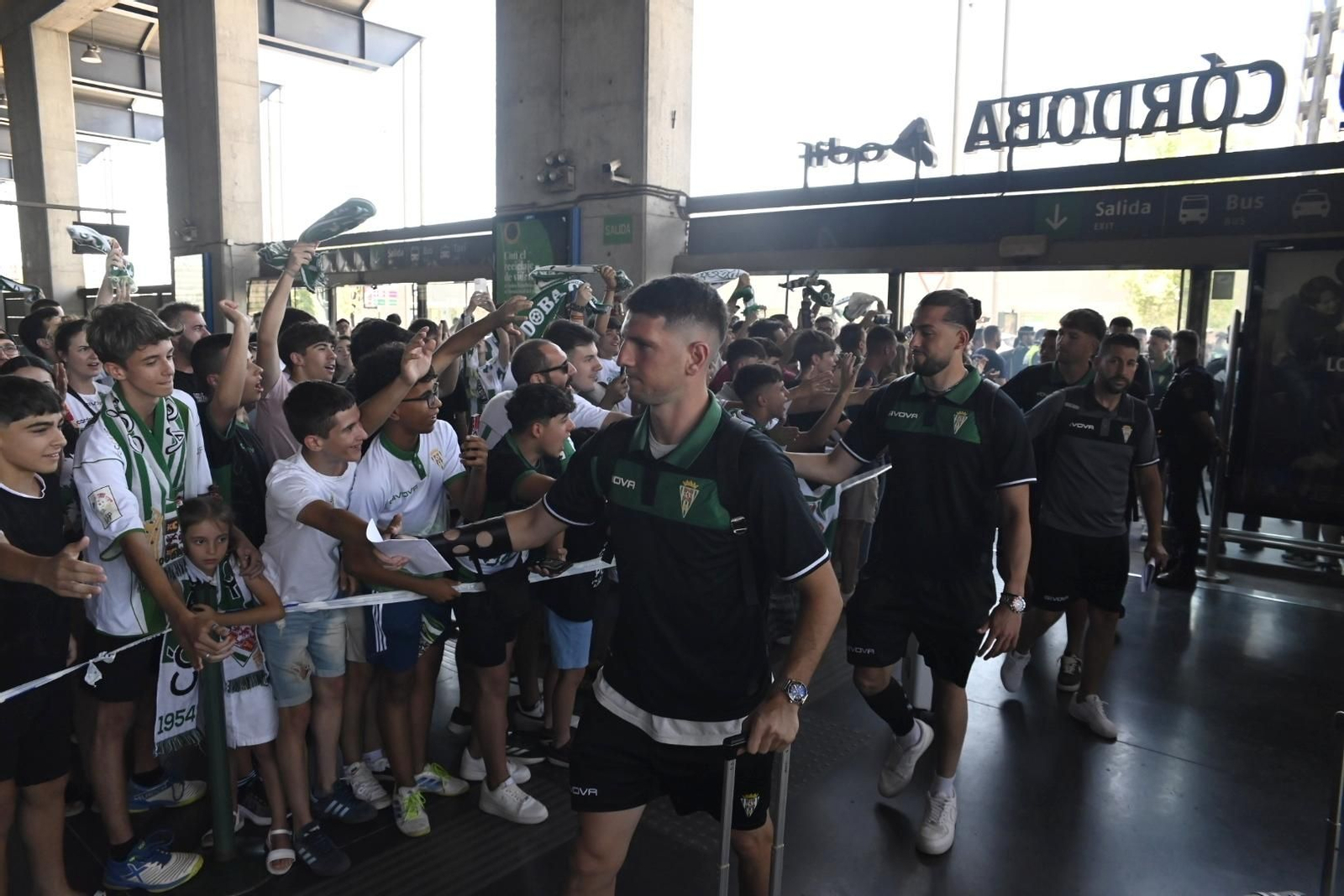 Las mejores fotos de la despedida al Córdoba CF antes de su viaje a Barcelona