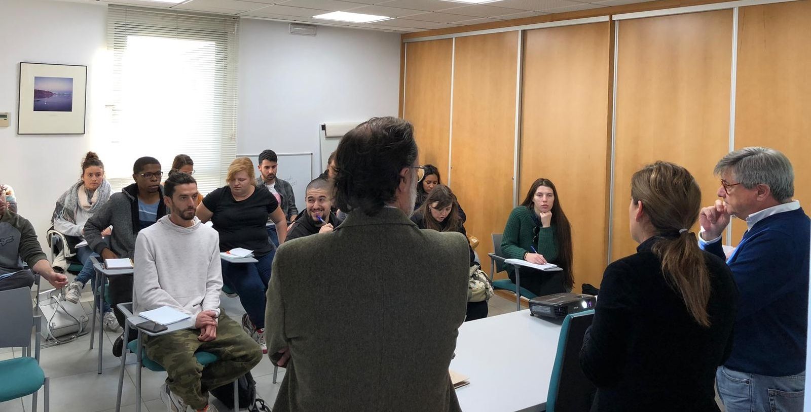 Recibimiento ofrecido por los responsables municipales y de Chiclana Natural a los alumnos del máster.