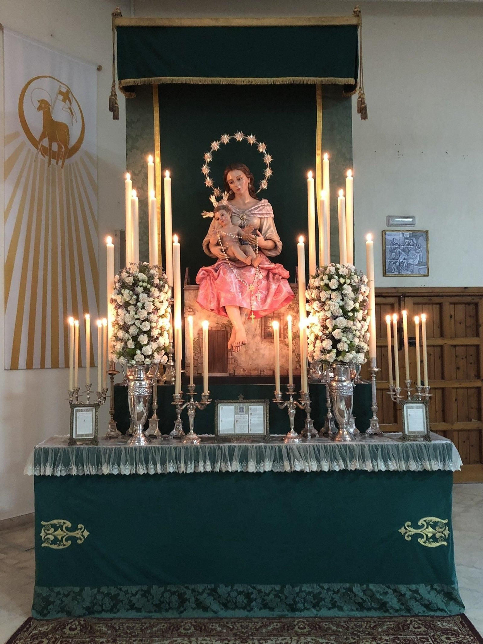Altar de cultos de la Virgen de Loreto