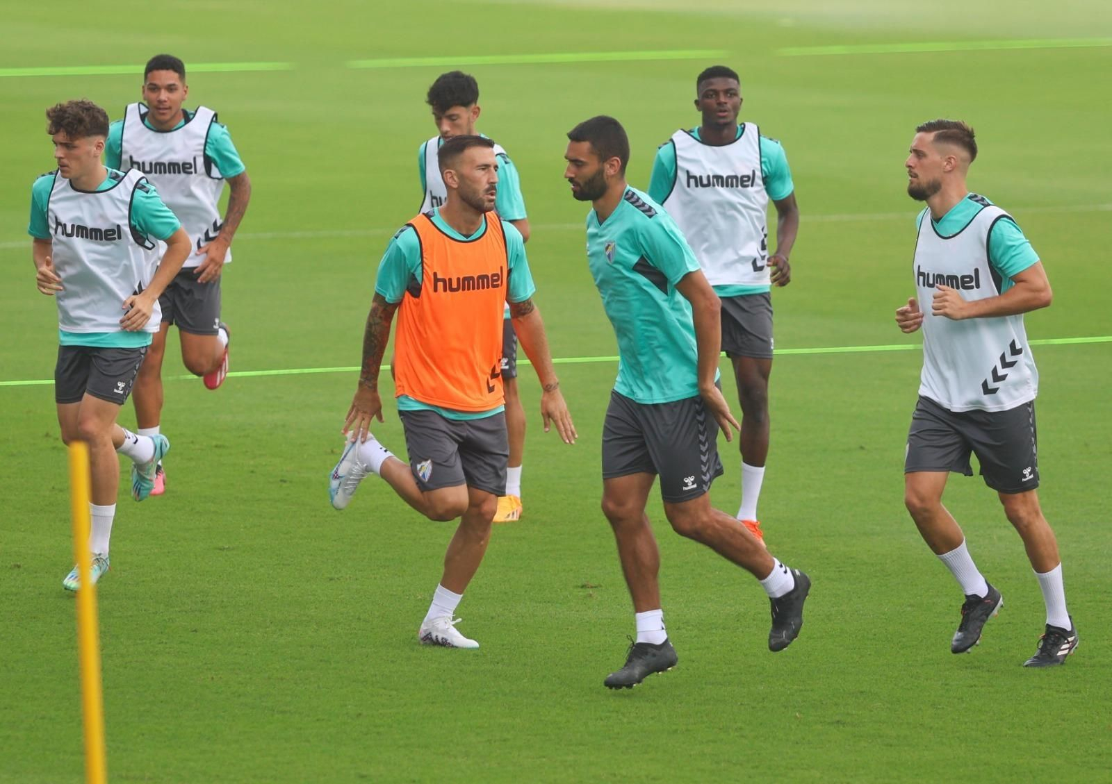 El Málaga CF vuelve a casa