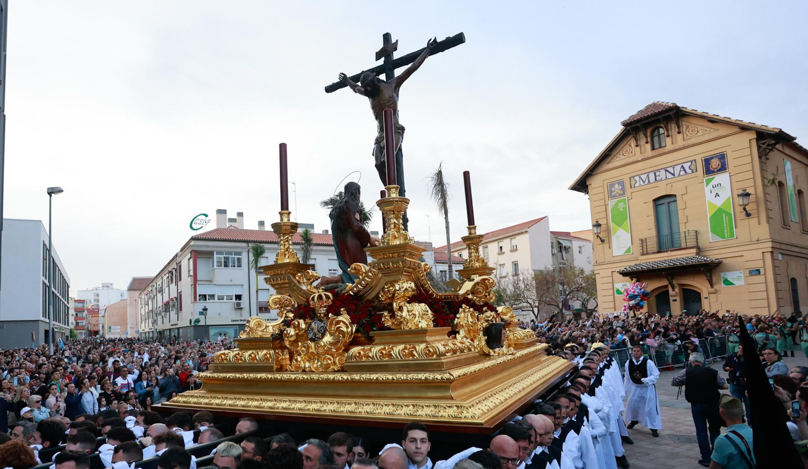 Mena y la Legión en su procesión del Jueves Santo en Málaga, en fotos Mena y la Legión en su procesión del Jueves Santo en Málaga, en fotos