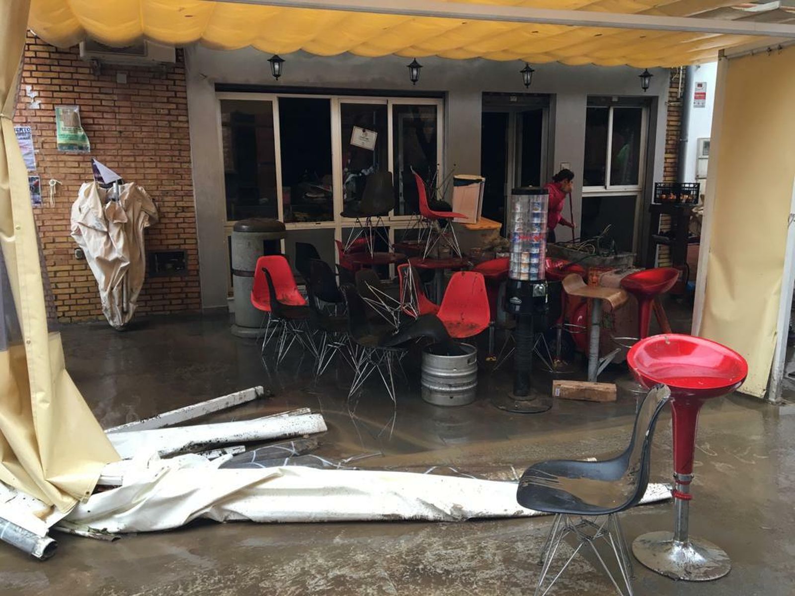 Imágenes de los destrozos que ha provocado el paso de Elsa por el pueblo de Nerva