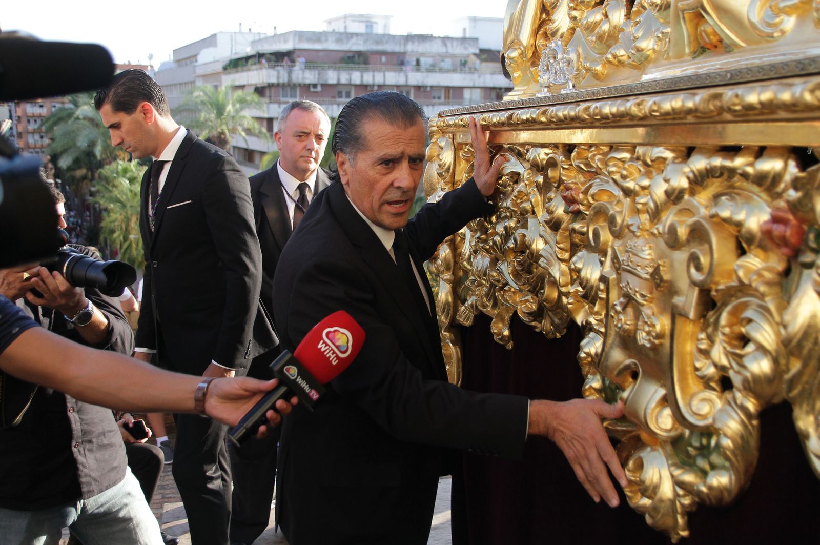 Imágenes del Señor de Pasión en la procesión del centenario de la hermandad