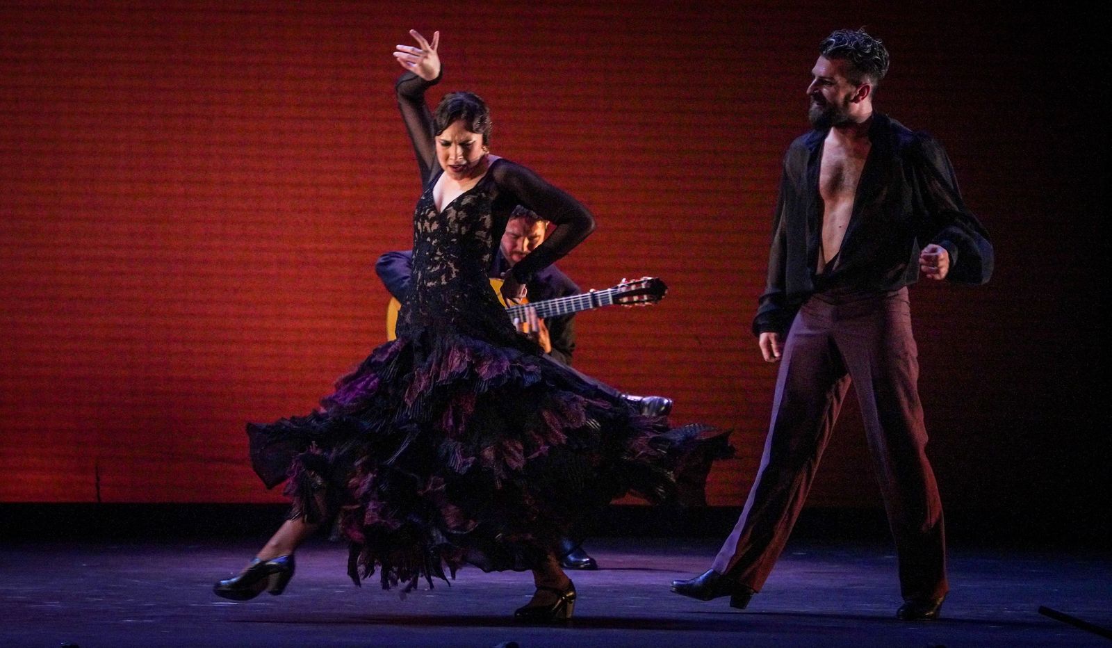 Imágenes del ballet Flamenco de Andalucía 'Tierra bendita', 3o Festival de Jerez