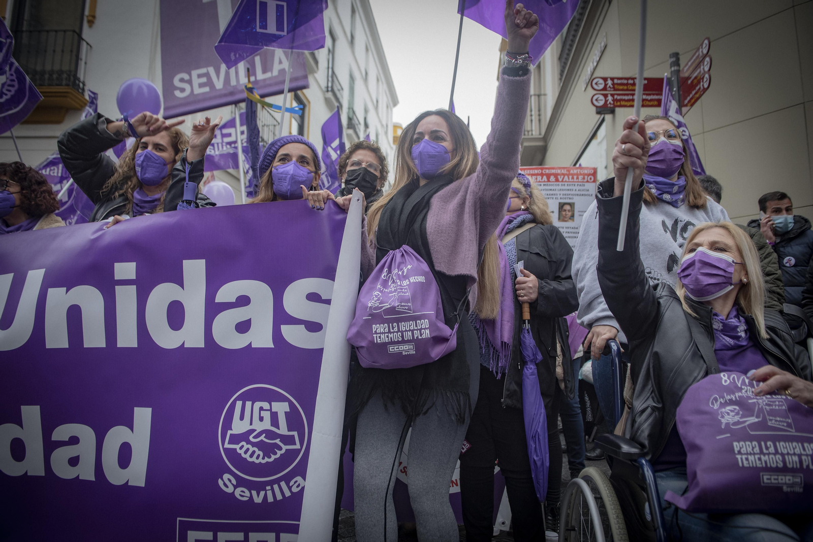 8M en Sevilla: la manifestación por el Día de la Mujer, en imágenes