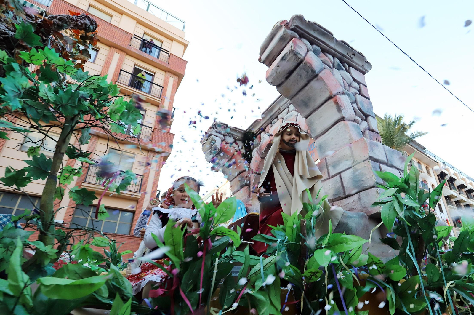 Imágenes de la cabalgata de los Reyes Magos de Huelva