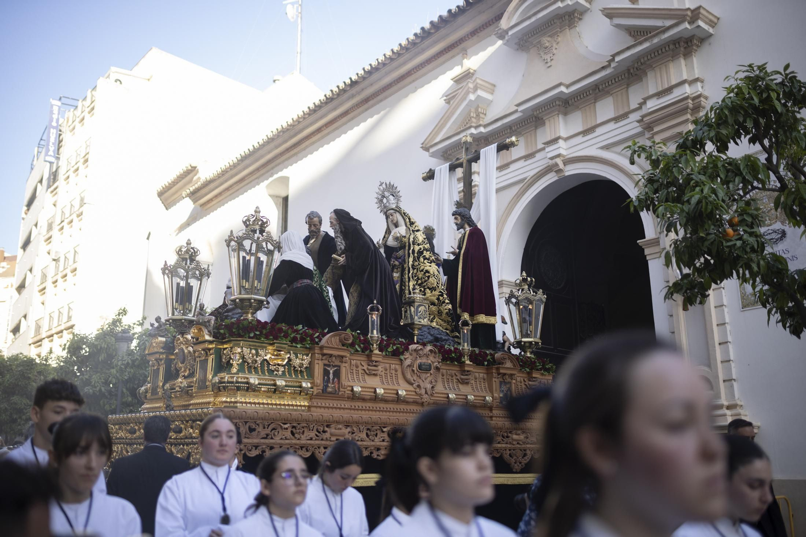 Miércoles Santo: Hermandad de la Santa Cruz de Huelva, en imágenes