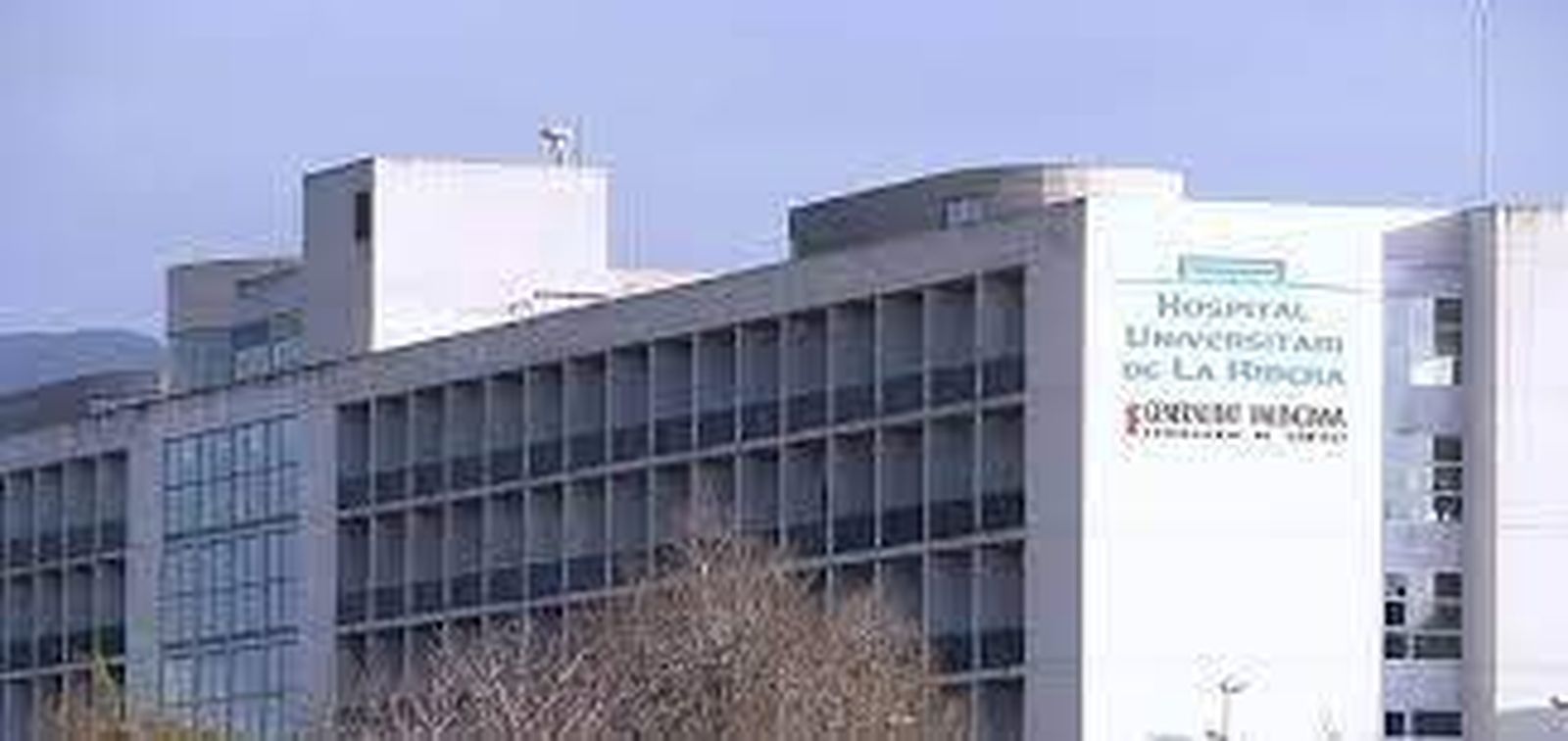 El Hospital Universatario de Alzira, junto al que apareció el cadáver