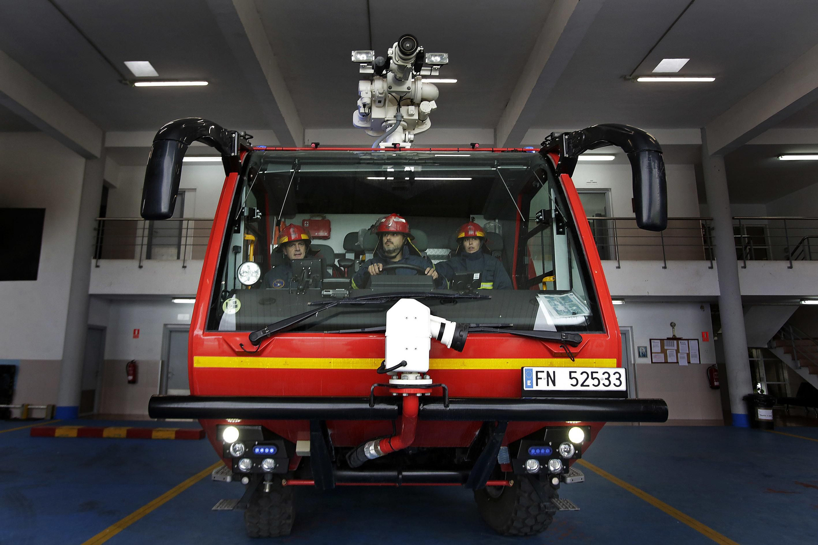 Así se preparan los bomberos de la Base de Rota