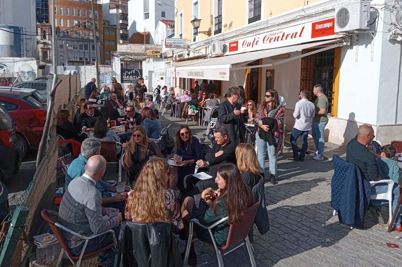 Imágenes del ambiente festivo del 31 de diciembre en Huelva