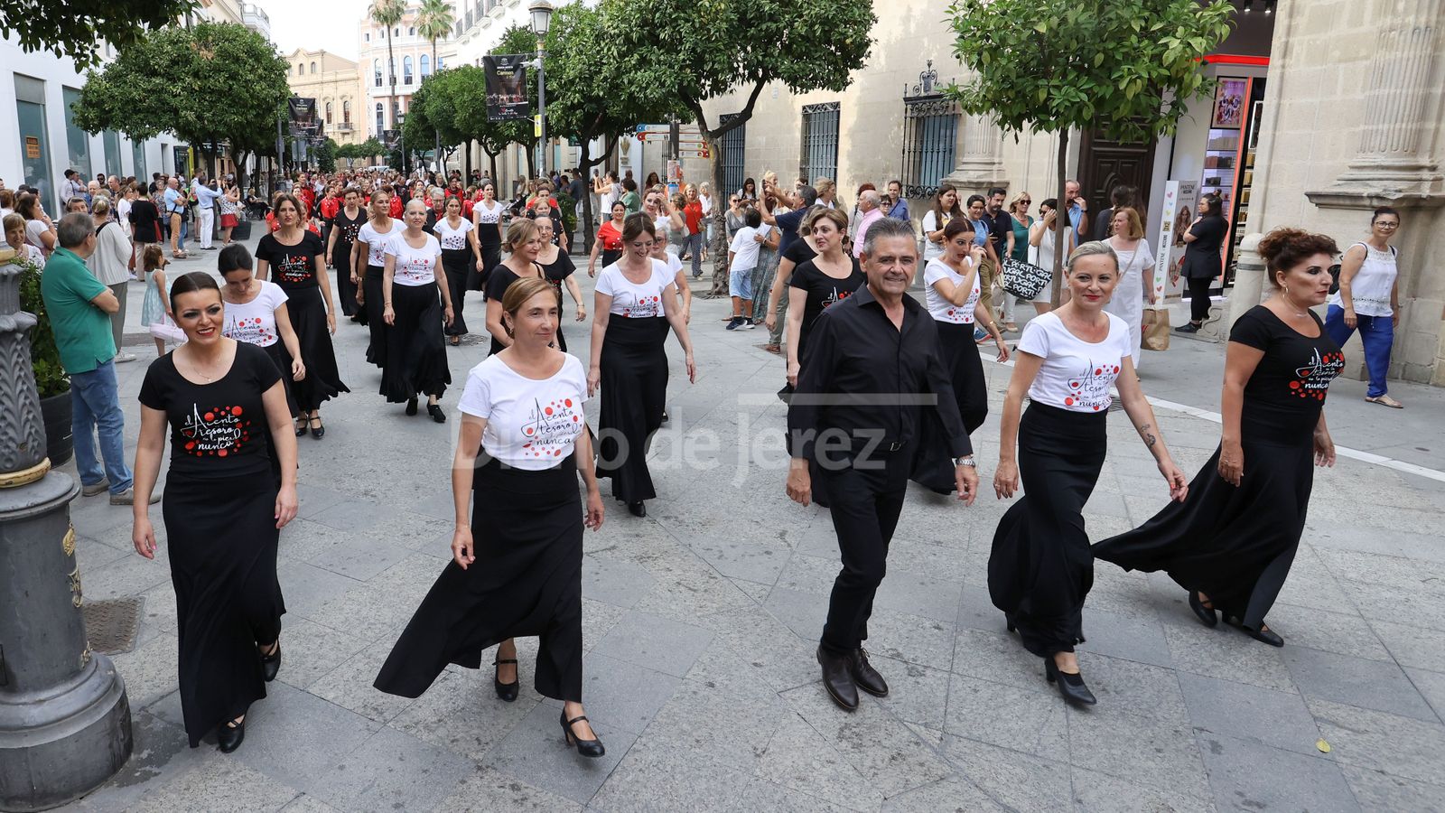 Flashmob de la academia de baile de Fani Muñoz en Jerez