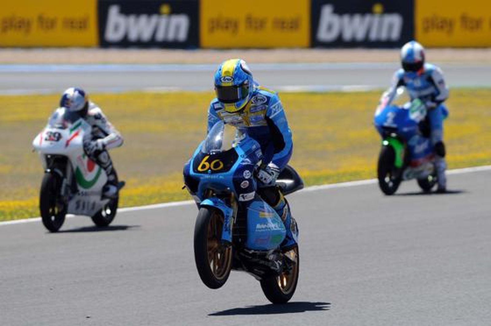 Tamizawa impide el pleno español en los entrenamientos oficiales del Gran Premio de España de Motociclismo, con ´poles´ para Pedrosa en MotoGP y Márquez en 125cc

Foto: Juan Carlos Toro/ Manuel Aranda