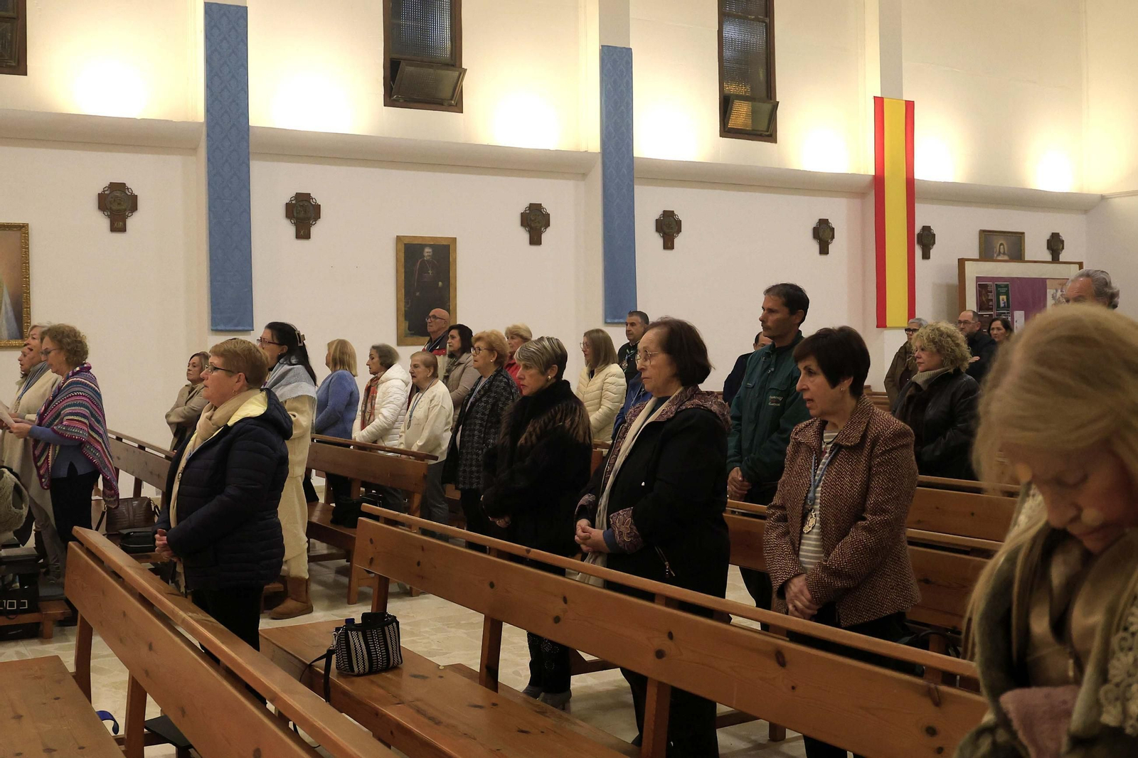 Ramón Valdivia, administrador apostólico de la Diócesis de Cádiz y Ceuta, realiza su primera visita al Campo de Gibraltar con una misa en la iglesia del Saladillo, en Algeciras