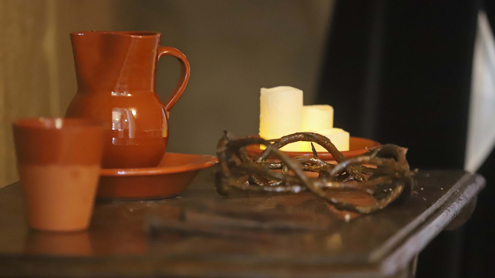 Fotos del Viernes Santo en Algeciras: Mortaja, Misericordia y Santo Entierro