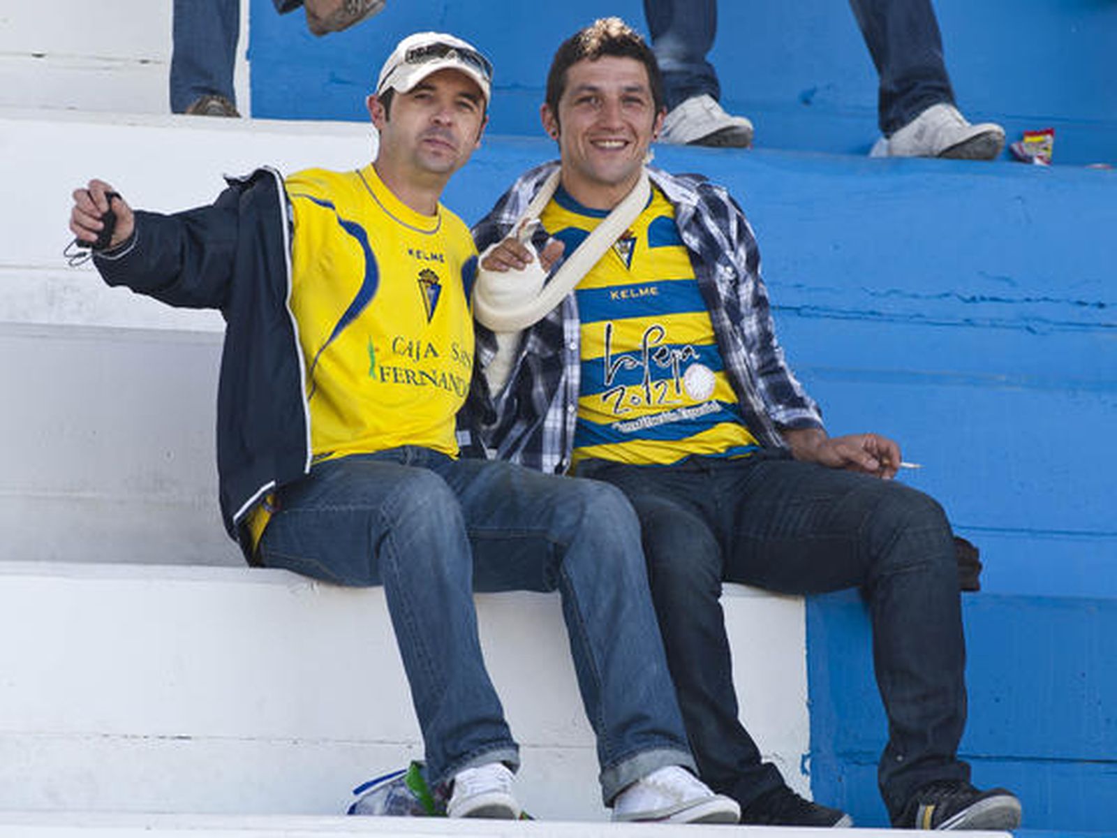 El Cádiz estuvo acompañado en Jumilla. 

Foto: LOF