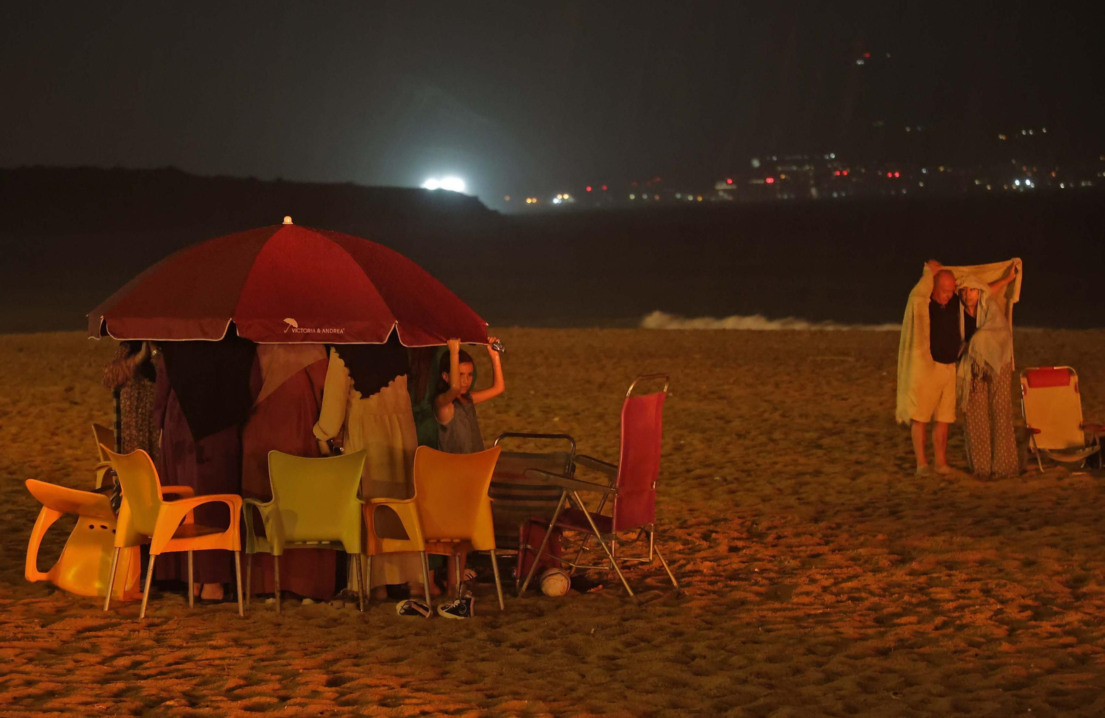 Fotos de la noche de San Juan en la playa de Getares de Algeciras