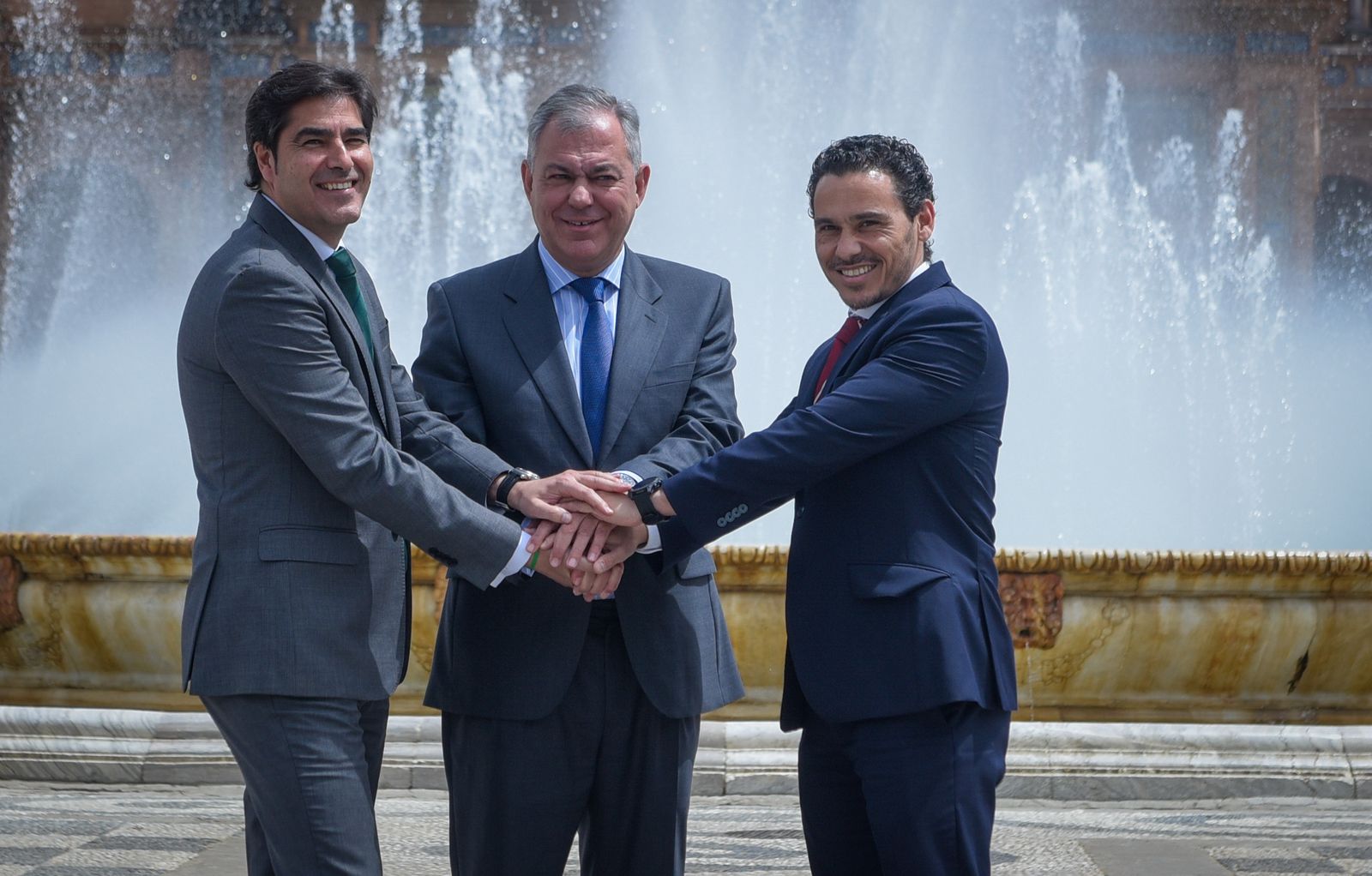 El derbi sevillano | Las fotos del alcalde y los presidentes de Betis y Sevilla