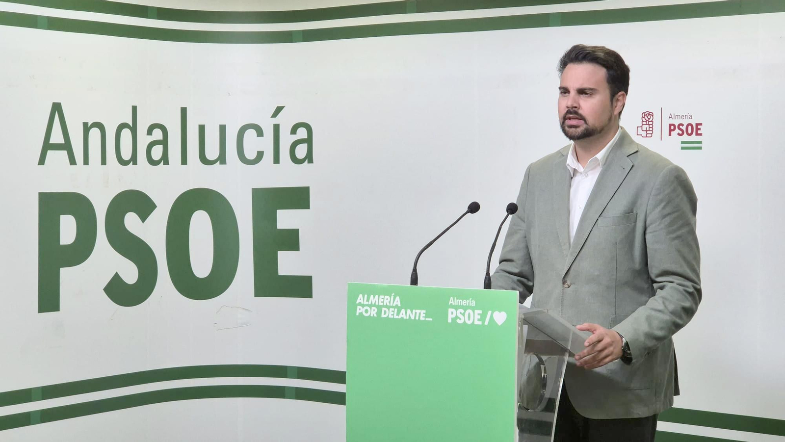 El parlamentario andaluz del PSOE de Almería, Mateo Hernández.