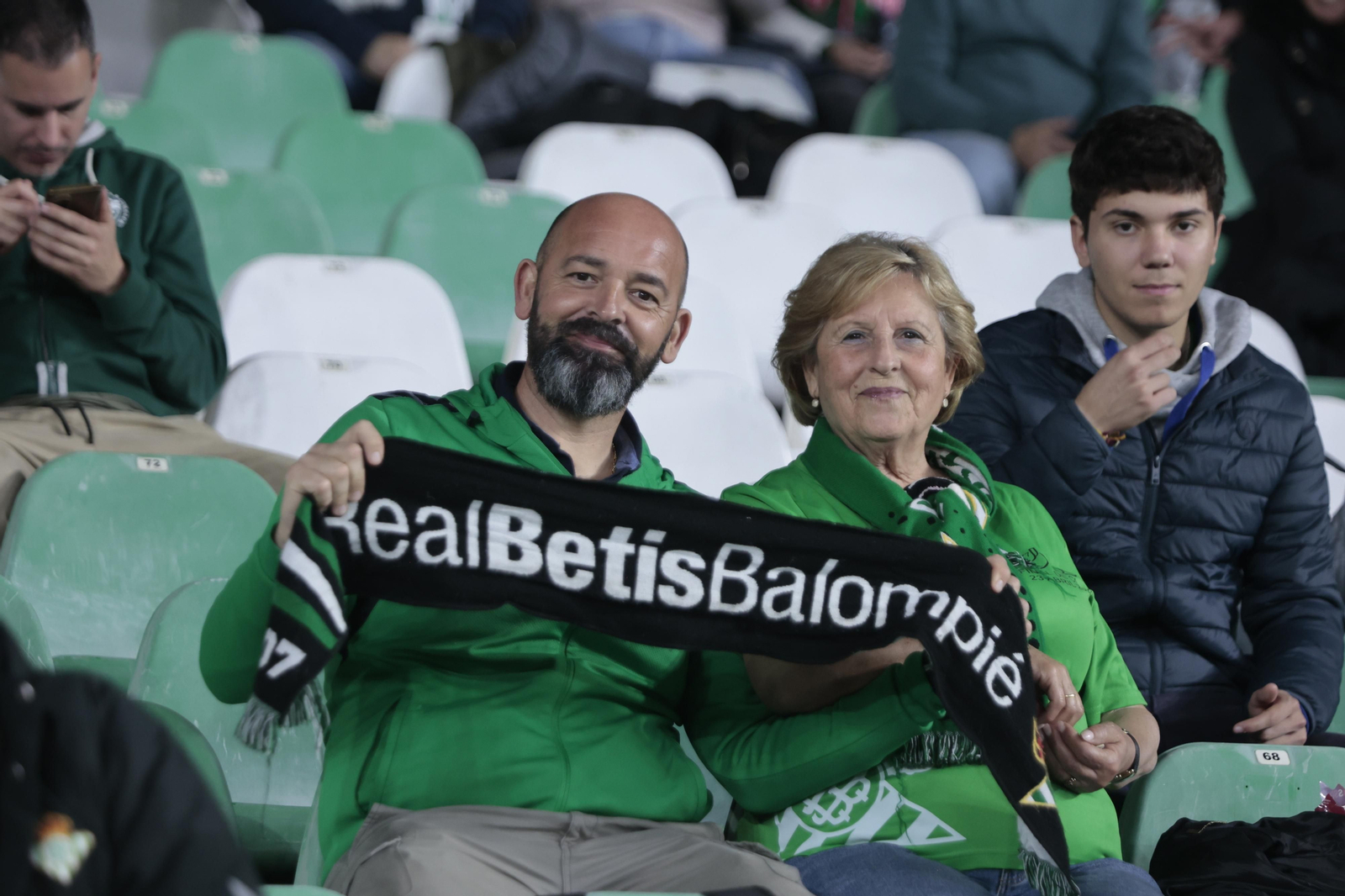 Búscate en las gradas del Villamarín