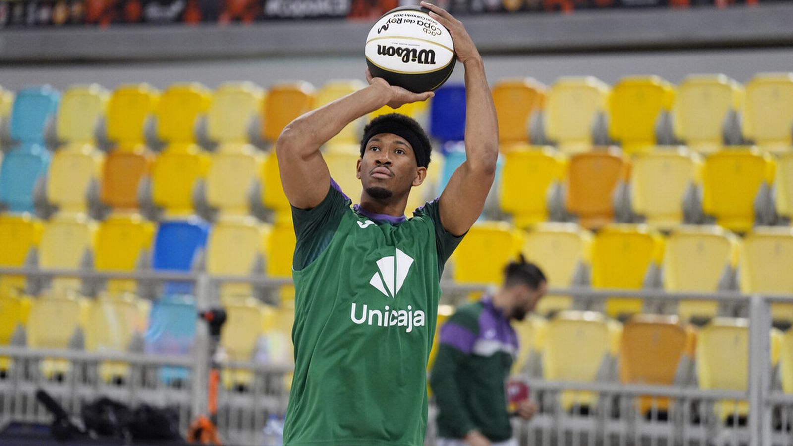 El Unicaja prueba el Gran Canaria Arena
