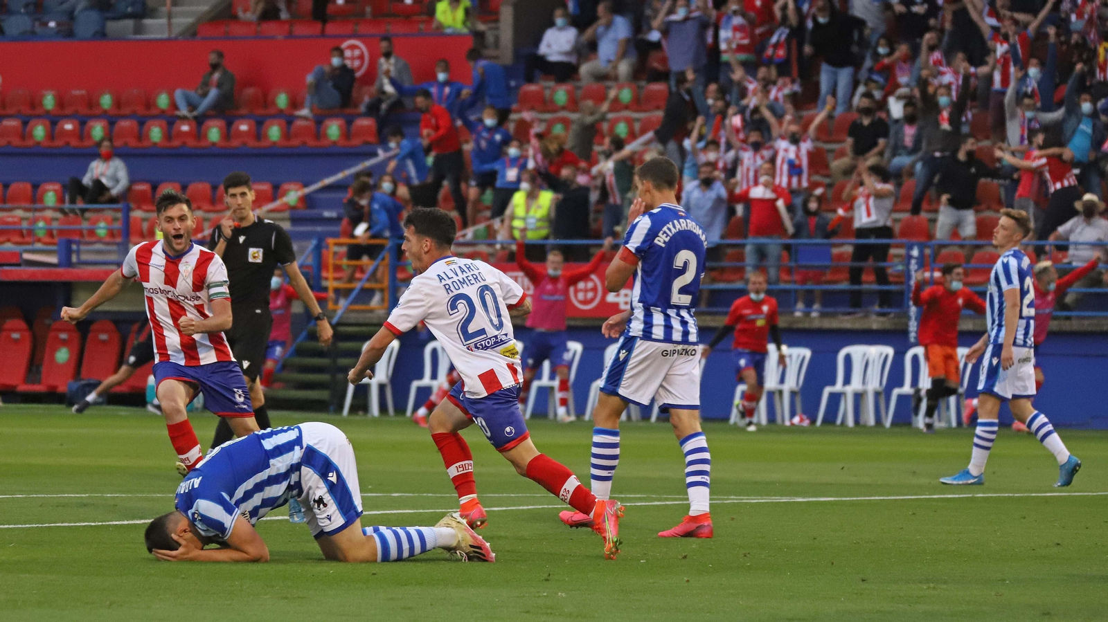 Las mejores fotos del Real Sociedad B - Algeciras CF