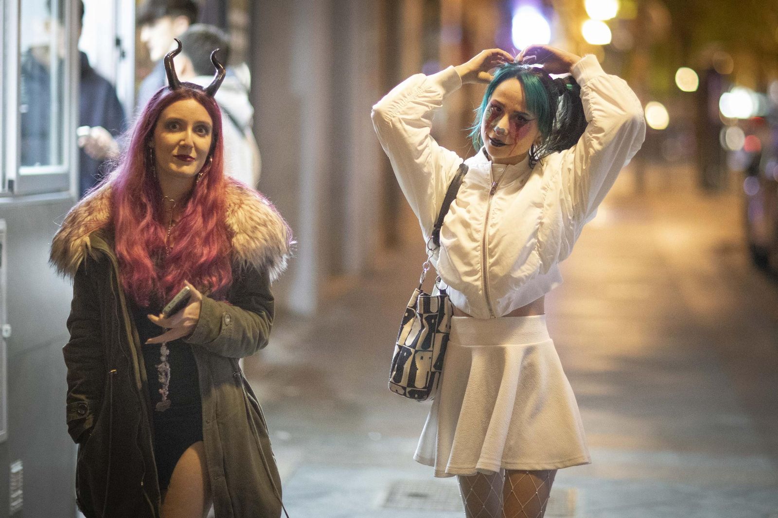 "Así fue la noche de Halloween en Granada: disfraces, truco y trato"