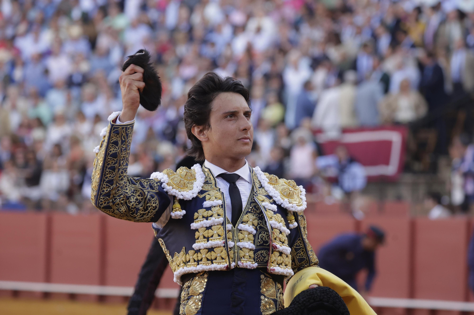 Las imágenes de la quinta corrida de abono en la Maestranza de Sevilla