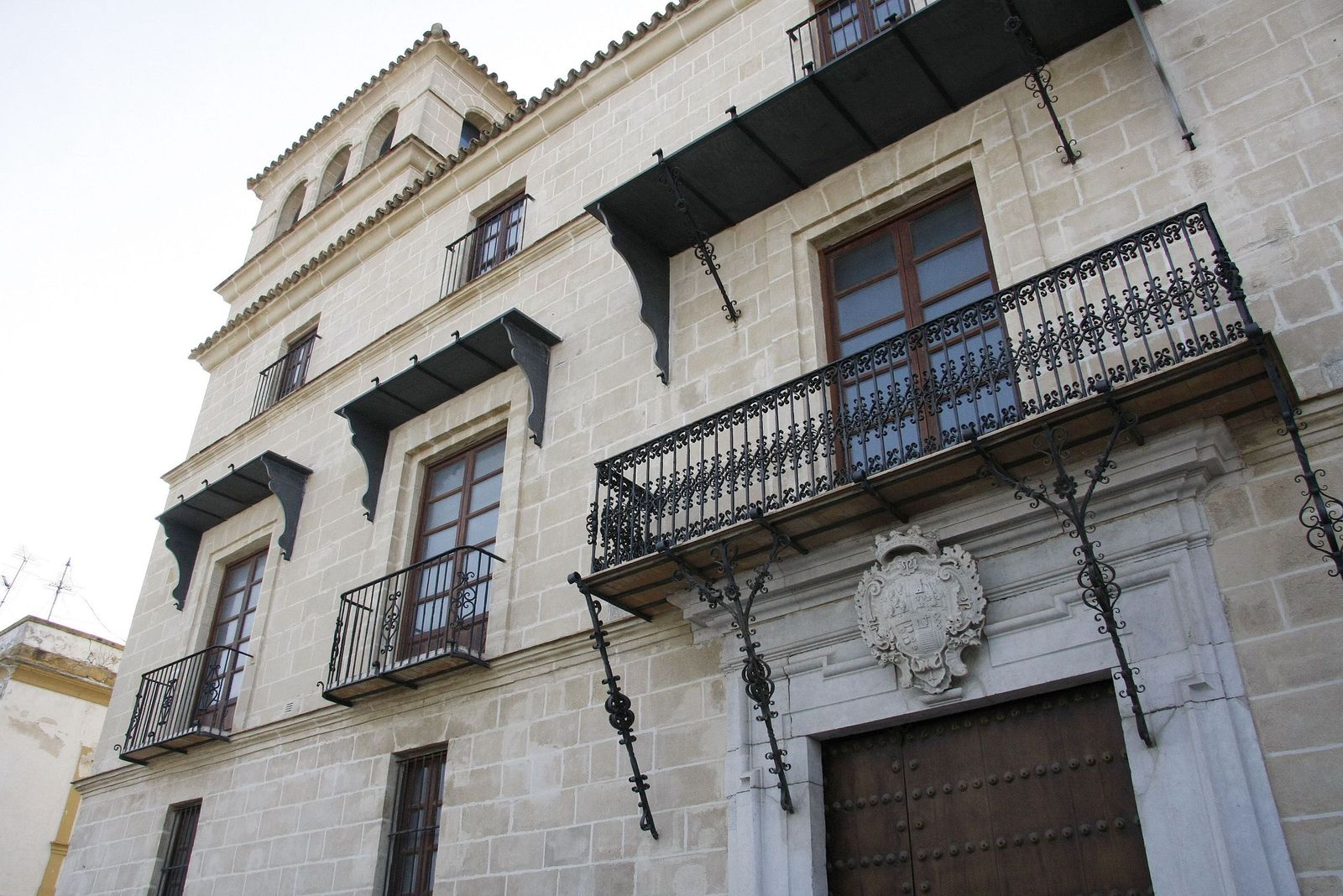 Una imagen del Palacio de Purullena, en la calle Cruces.