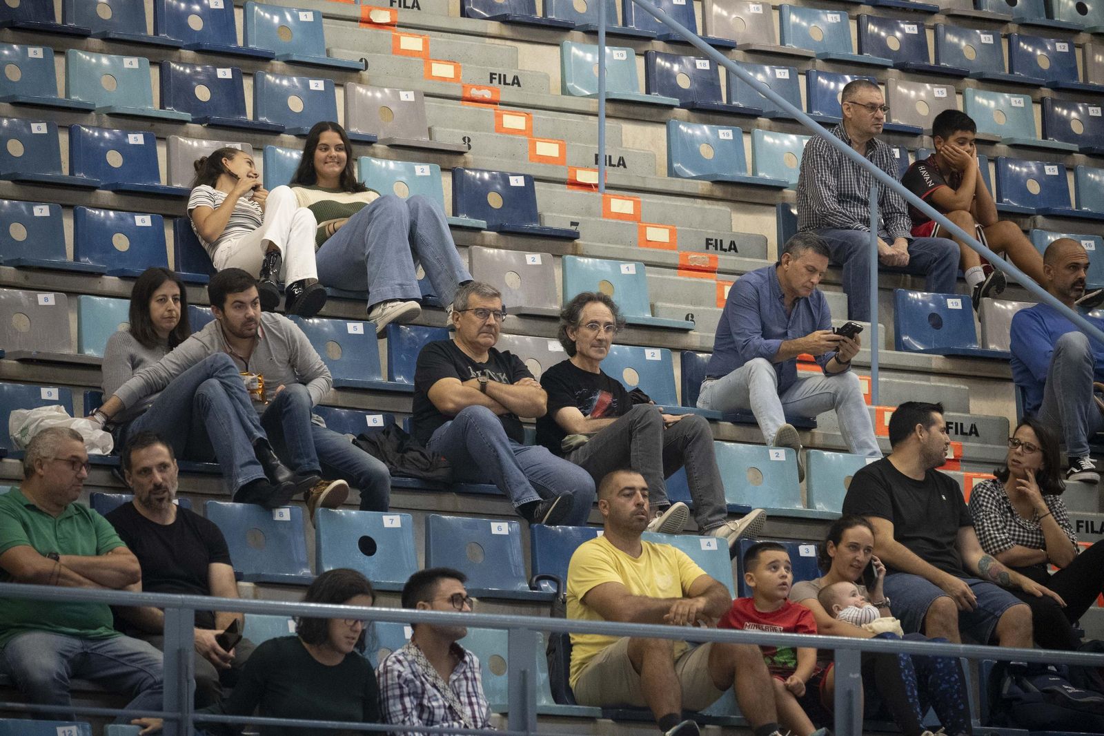 Imágenes del partido entre el Ciudad de Huelva y Biele ISB