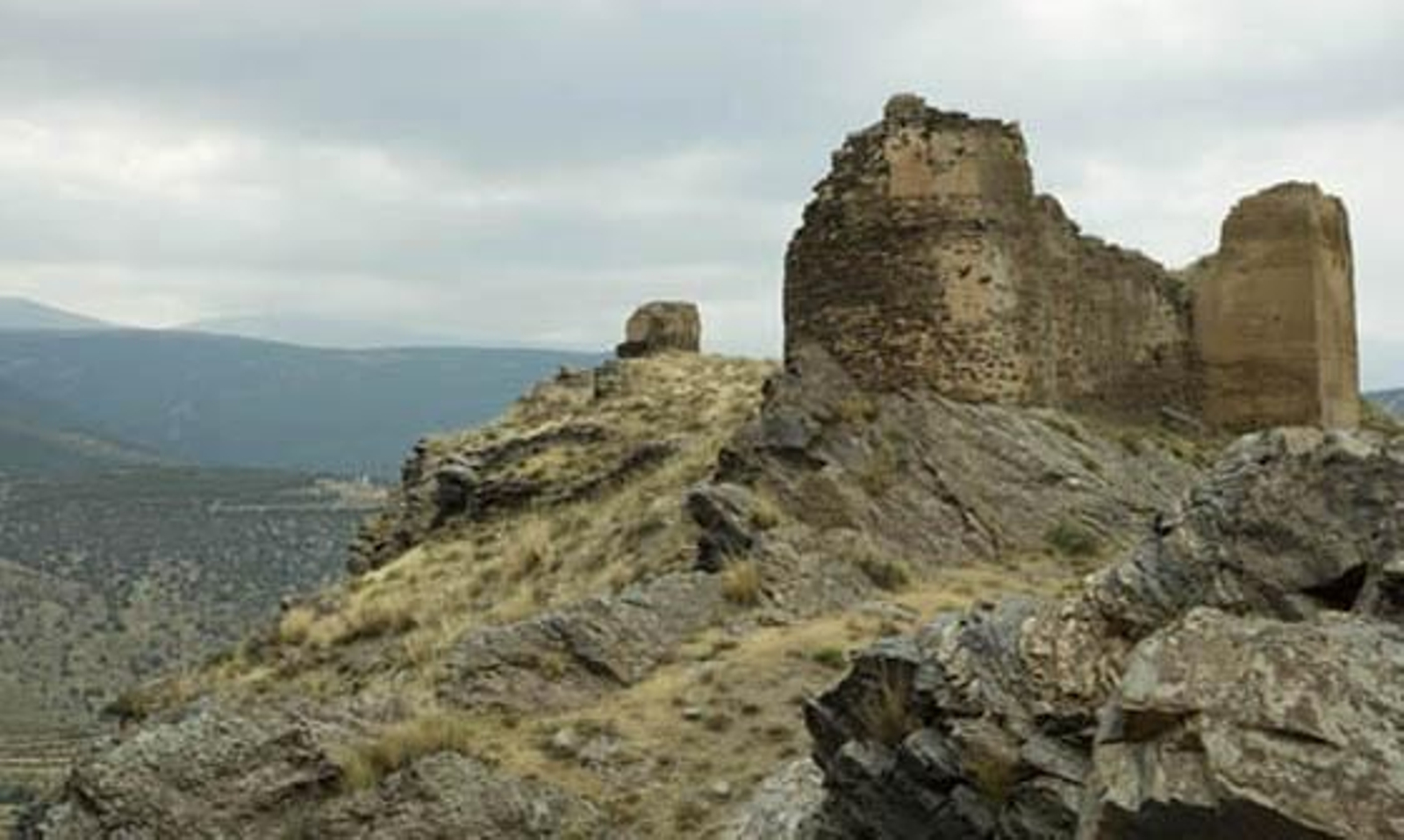 Ayuntamiento de Aldeire. Castillo de la Caba.
