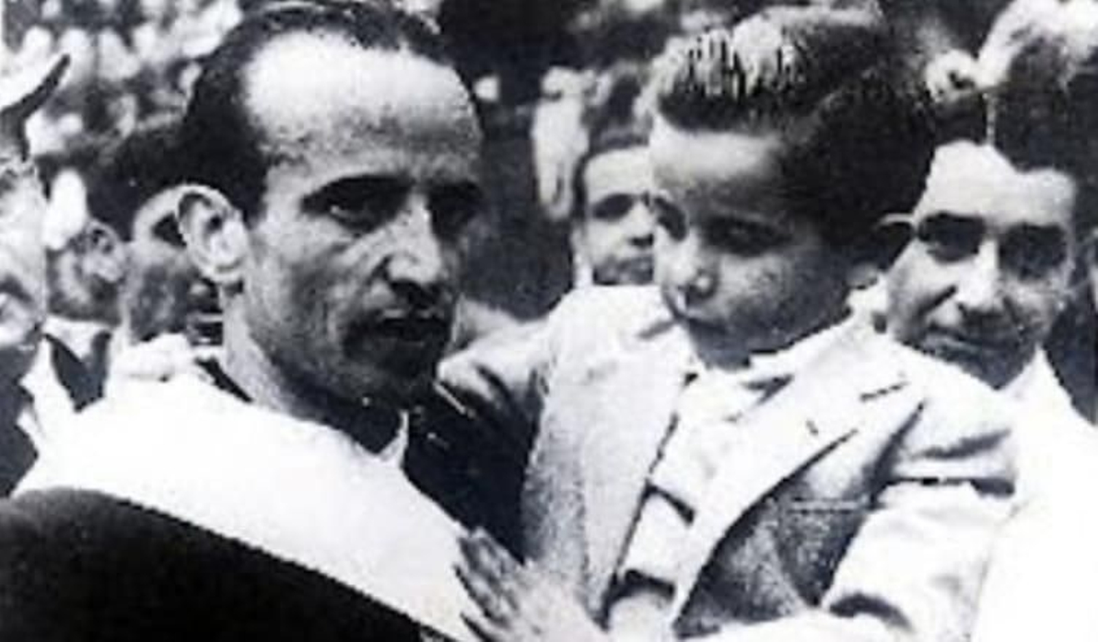 Álvaro Domecq Díez con su hijo Álvaro Domecq Romero en el año 1945.