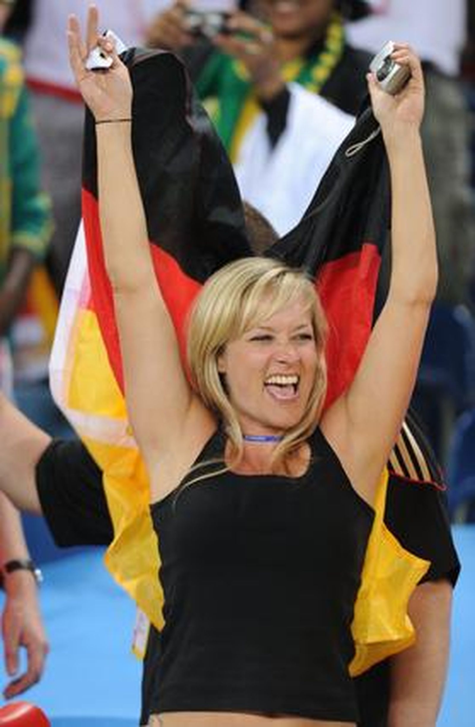 Alemania golea en su debut ante Australia en el Grupo D. / AFP
