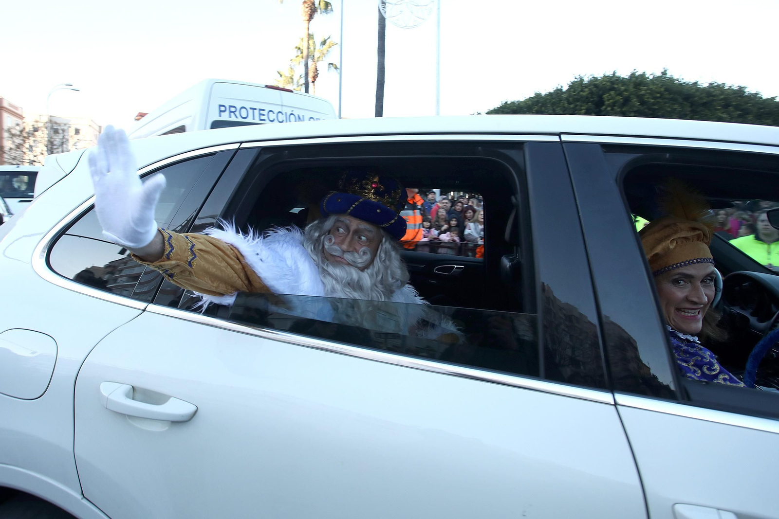 Las imágenes de la cabalgata de Reyes Magos de Cádiz