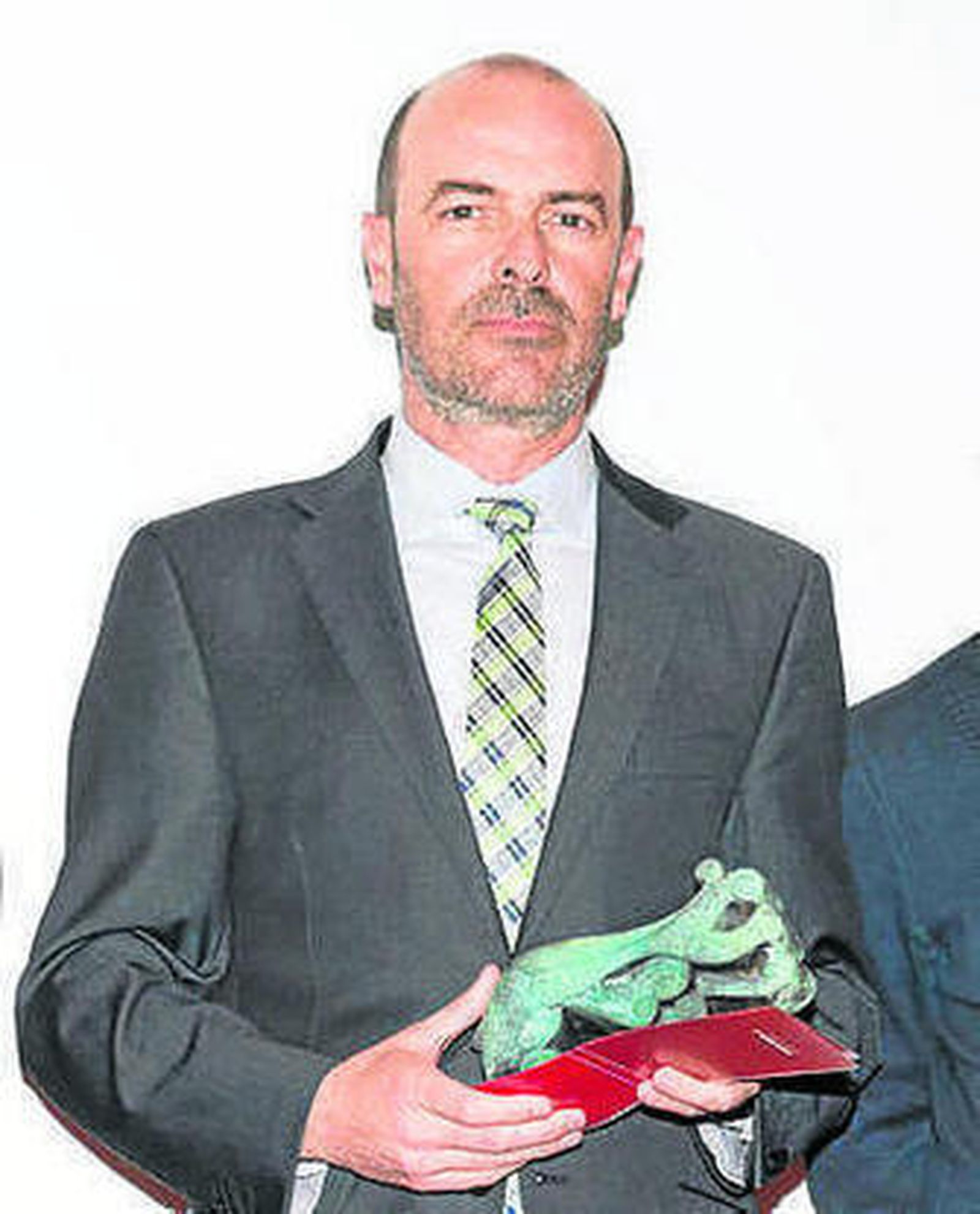 Emilio Carreras recogió el premio.