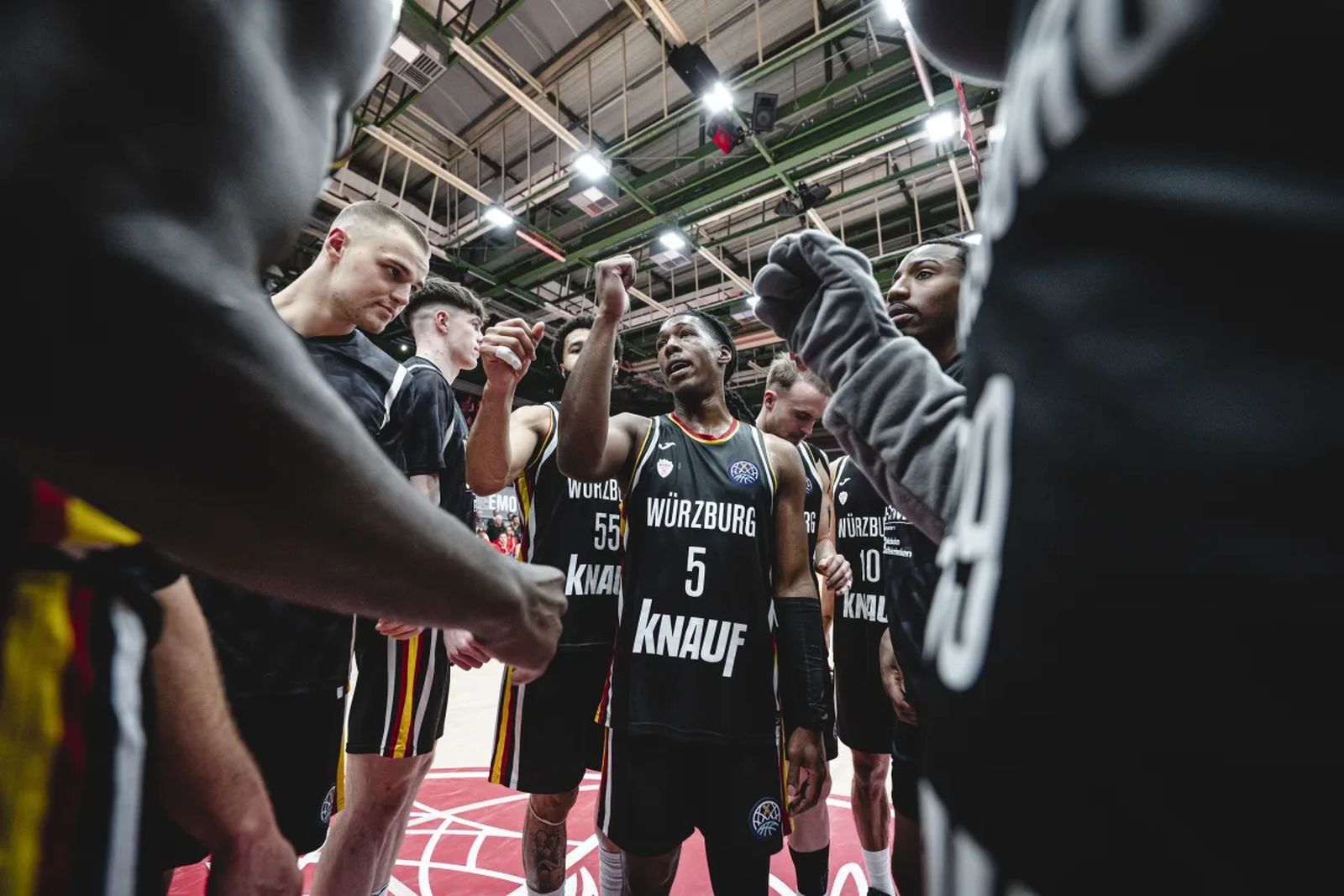 BCL: El Joventut marca el paso y el Unicaja le sigue