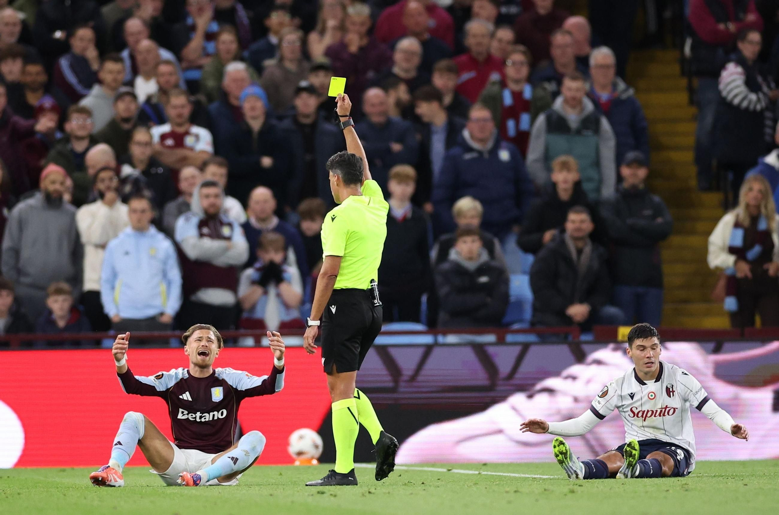 Aston Villa-Bolonia (39).jpg