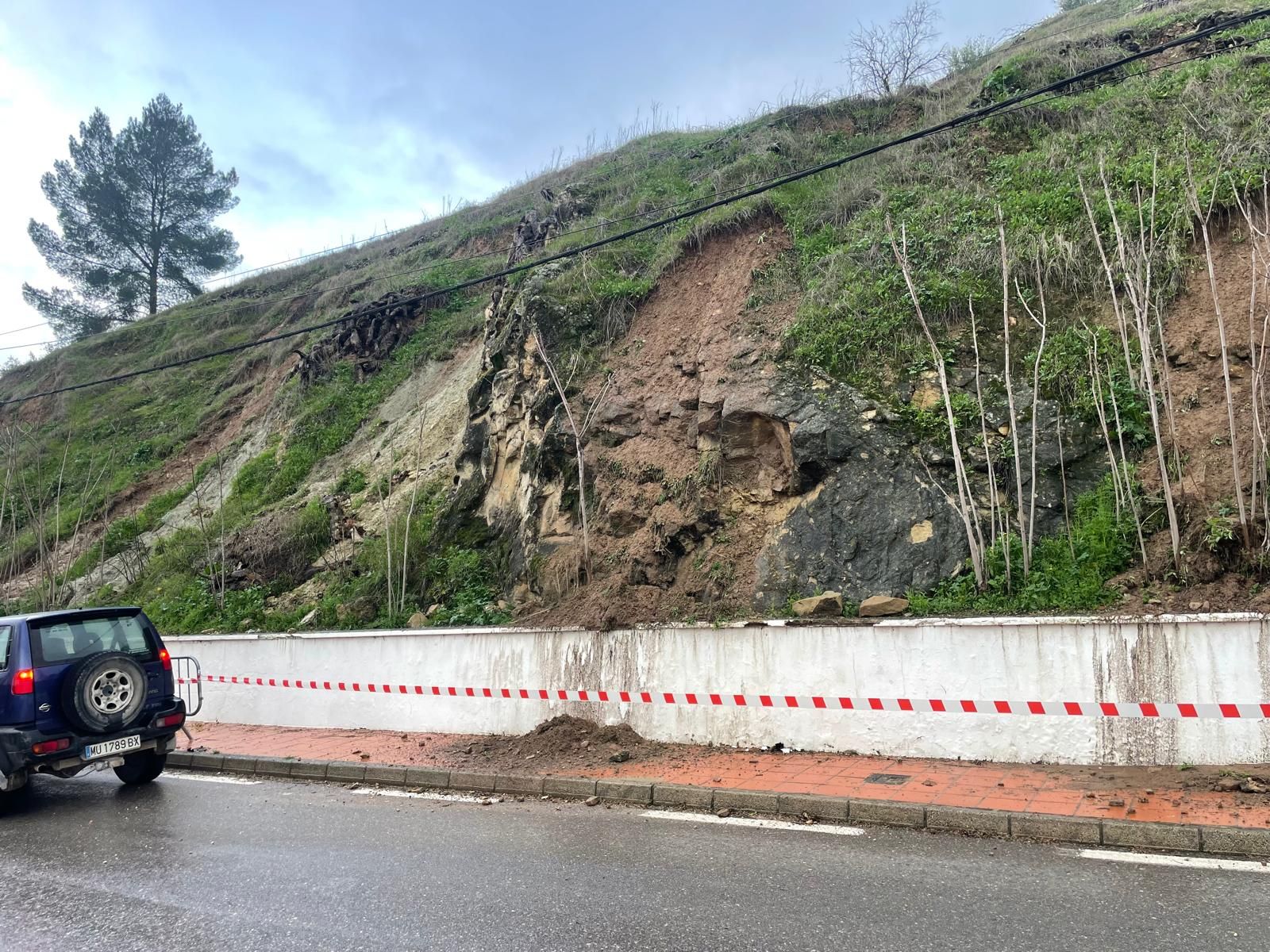 Inundación de calles en Mogón, en imágenes
