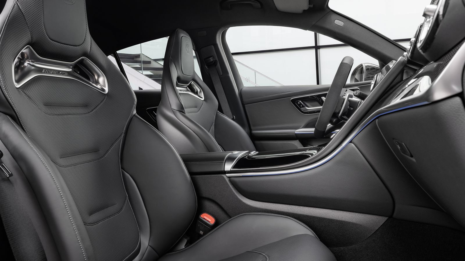 Los asientos estándar pueden ser reemplazados por los opcionales AMG Performance.