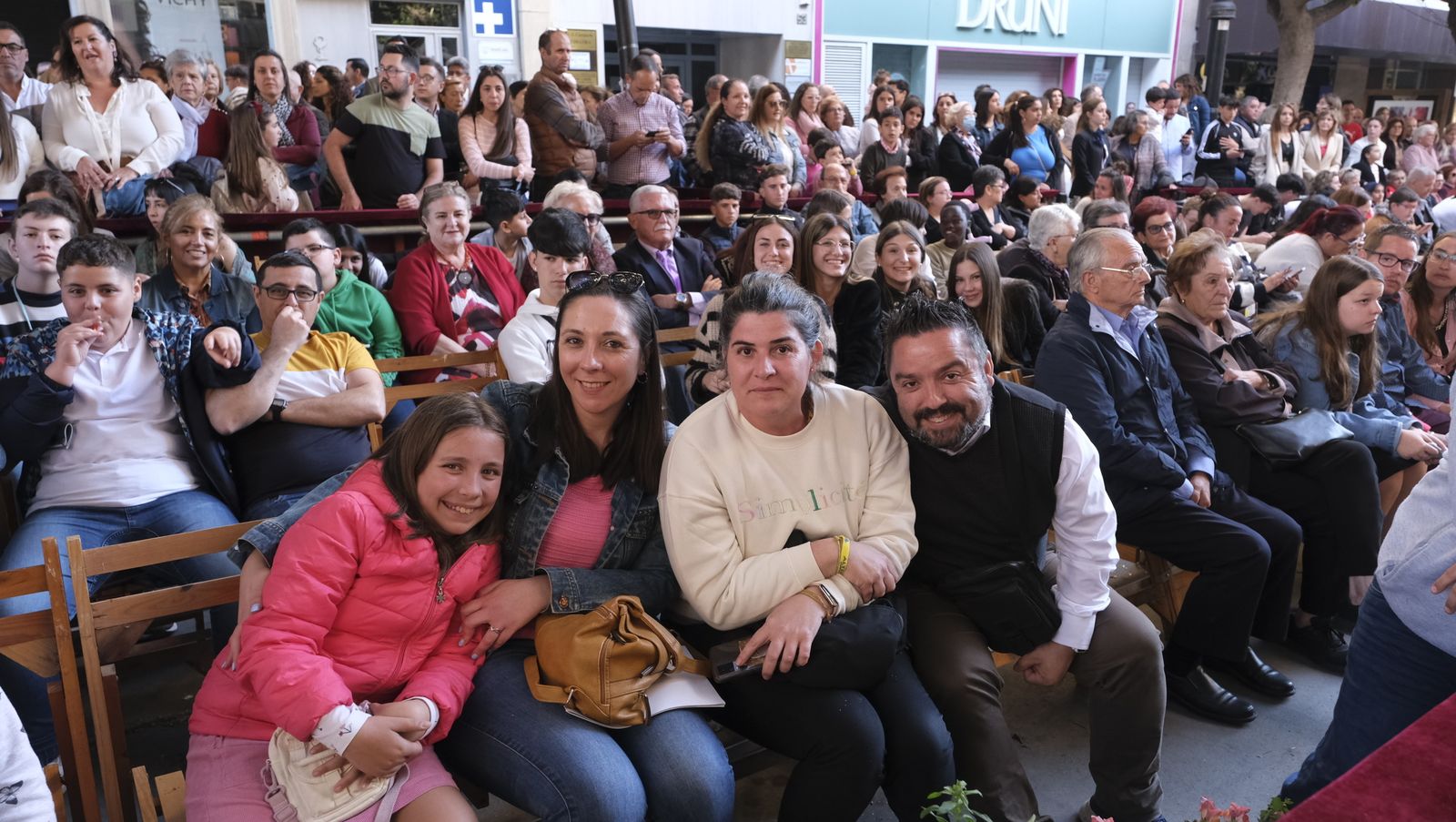 La procesión de la Santa Cena en Almería, en imágenes