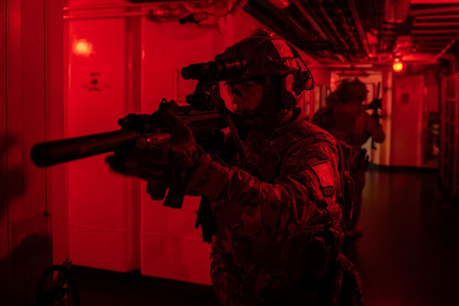 Las fotos del mayor ejercicio de los últimos años en el Estrecho de Gibraltar y el Golfo de Cádiz de la Armada y la OTAN