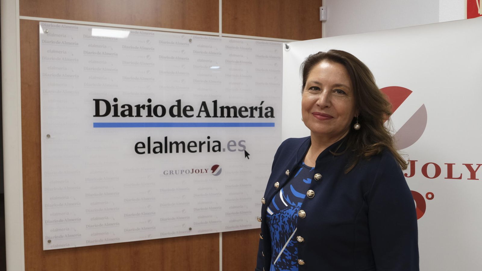 Crespo posa en la redacción de Diario de Almería.